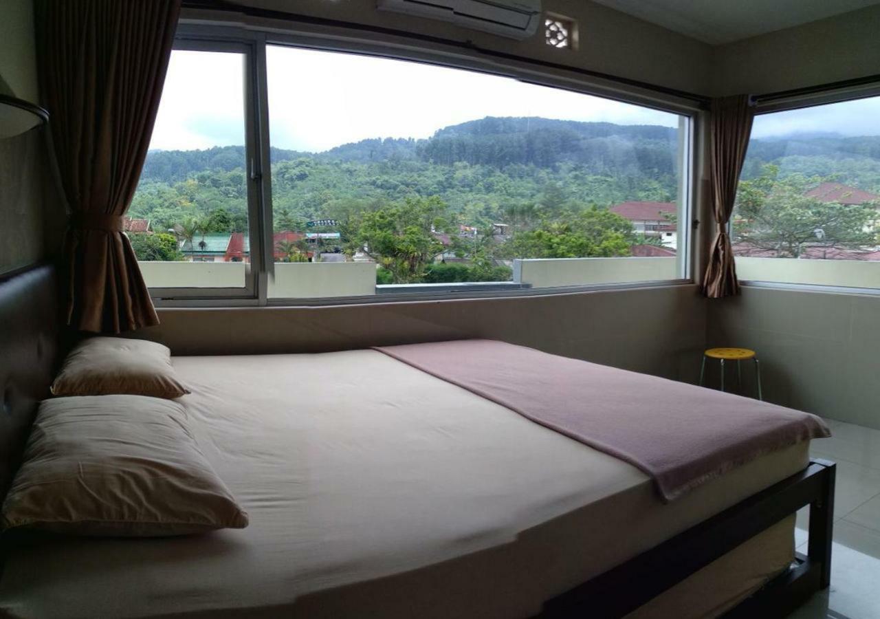 Tirta Kencana Baturraden Exterior photo